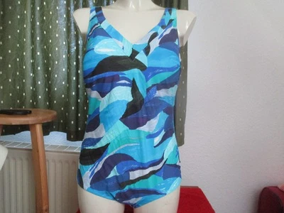 NEU Badeanzug Gr 46 D - 110 D / 50 / 3 XL DOCOR Blau gemustert tiefer Rücken - Bild 1 von 4