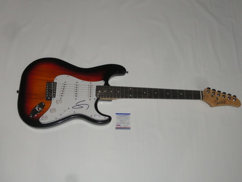 STEVE LUKATHER SIGNED SUNBURST ELECTRIC GUITAR TOTO PROOF PSA COA