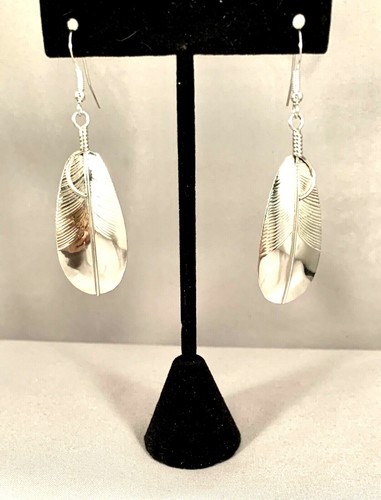 Pendientes de plumas navajo hechos a mano de plata de ley - Imagen 5 de 8