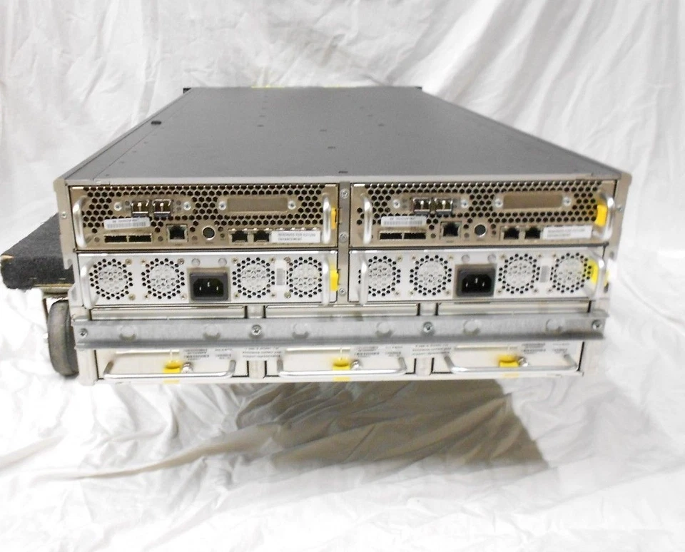 Nexsan E-Series E60 Dual 8GB FC / iSCSI No hard drives HD SAN Storage Array - Image 2 of 3