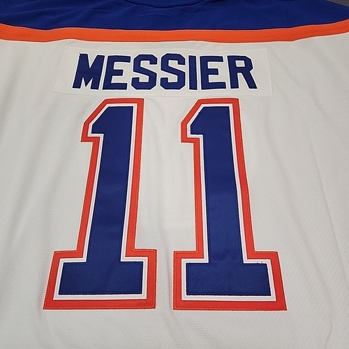 Mitchell & Ness Blue Line Mark Messier 1986-87 Edmonton Oilers Jersey Sz 2XL - Picture 8 of 8