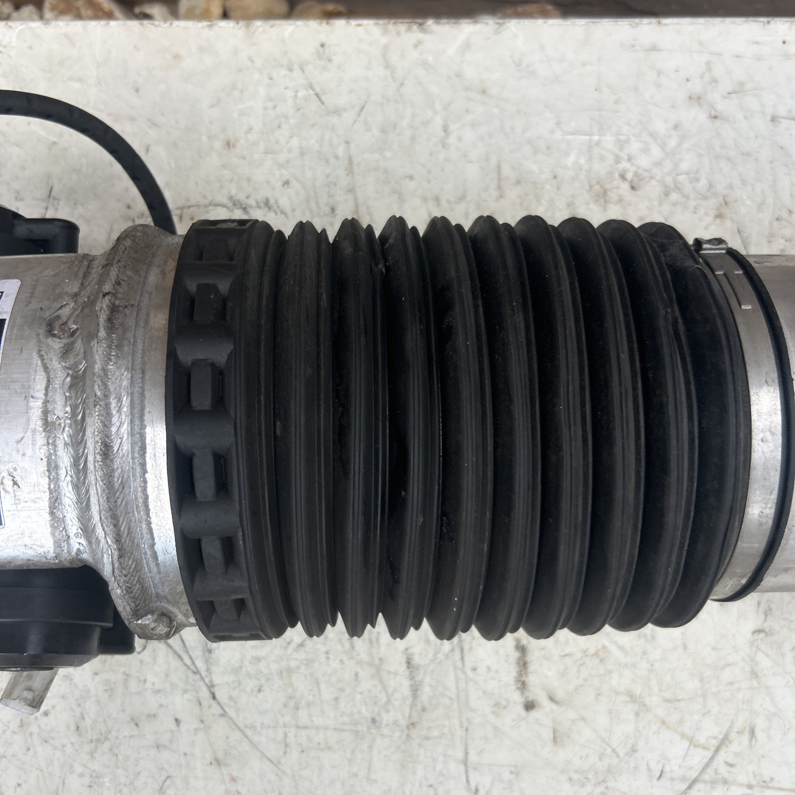 Rolls-Royce Ghost Front Right Air suspension strut P/N 37116892856