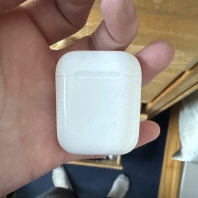 Apple AirPods 1st Gen Wireless Bluetooth Earbuds with Charging Case White