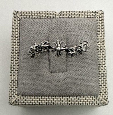 Chrom Herzen Blumen/Welle Ewigkeit Band Ring Größe 8