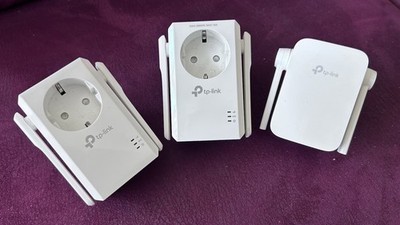 TPLink Model TL-WA 860 RE Range Extender + TP Link Model RE 205 Range Extender