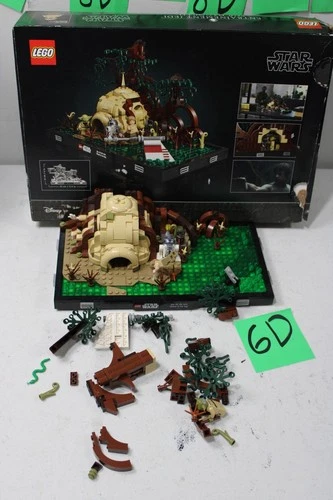 LEGO Star Wars Dagobah Jedi Training 75330