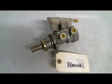 Maître-cylindre de frein Ford FOCUS