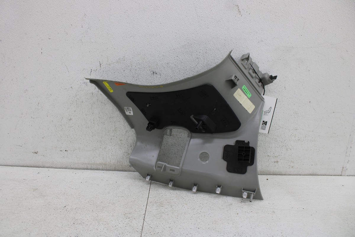 Interior Trim Panel 66592AA REAR D PILLAR CVR TRIM PNL JEEP GRAND