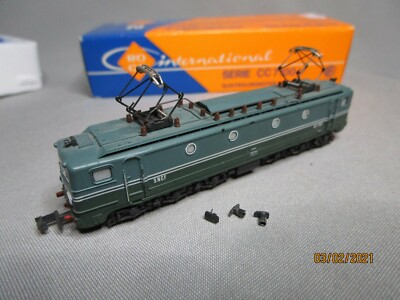 AQ942 ROCO N E-LOK SNCF CC7187 REF 02157A GUTER ZUSTAND
