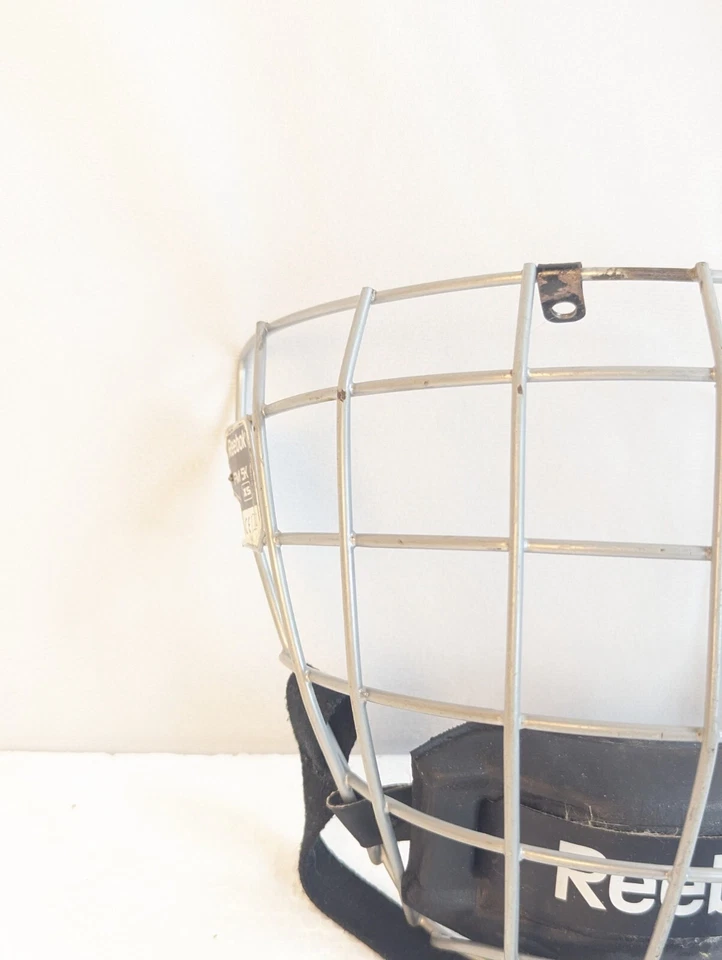 Máscara facial Reebok FM 5K jaula talla SM máscara de hockey sobre hielo equipo de protección deportivo Foto 4 de 4