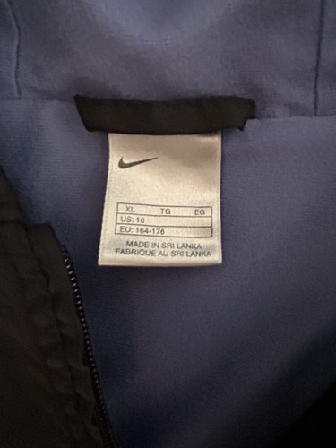 Girls Nike Black and Purple Fleece Lined Hooded Windbreaker Coat Girls XL 16 - Picture 14 of 15