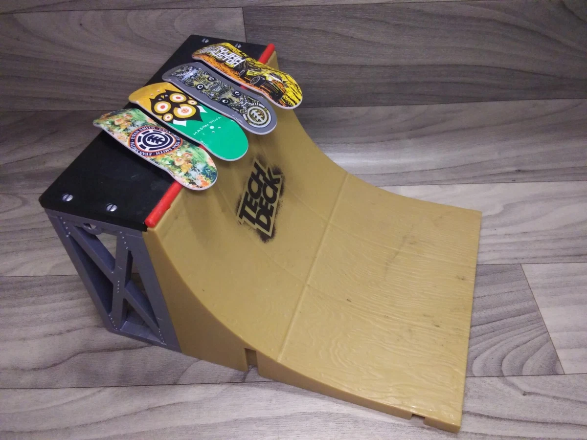 Tech Deck 1 4 Quarter Pipe Skateboard Attachment Replacement Part
