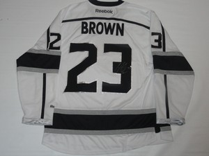 dustin brown signed jersey