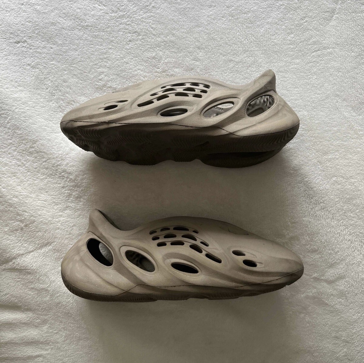Sz10 Adidas Yeezy Foam Runner Stone Sage - Great Condition +