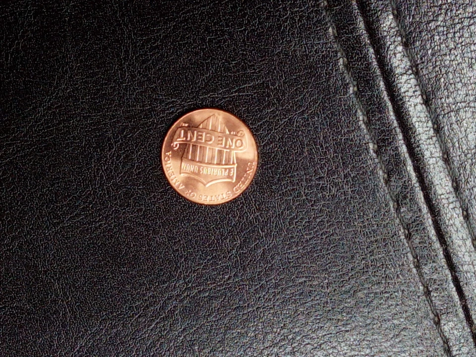 About Uncirculated 2019 D Denver Lincoln Shield Penny  - Image 3 of 4