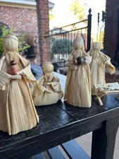 Vintage Hand Crafted Cornstalk Dolls Folk Art Figures Nativity Manger Set of 5
