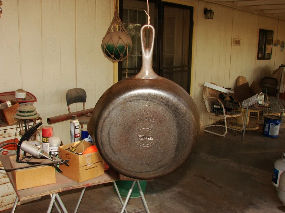 Griswold Cast Iron Skillet No. 8 Small Block Logo 704N Cleaned & Lite Season - Image 2 of 4