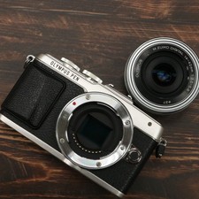 Olympus PEN Lite E-PL7 w/ EZ 14-42mm Lens Shuttercount 15226 Excellent 5  6779