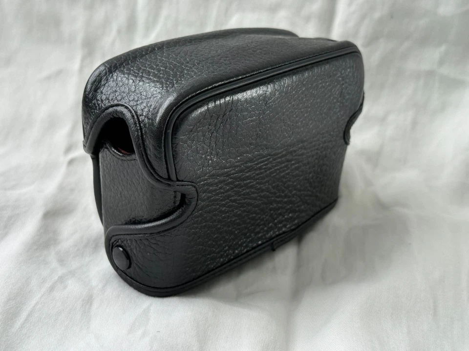 Funda de cuero ajustada Canon para PowerShot G10, negra, Canon SC-DC60A Foto 4 de 4