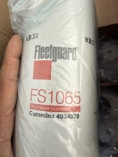 Fs1065 Fleetguard Waterfuel Separator