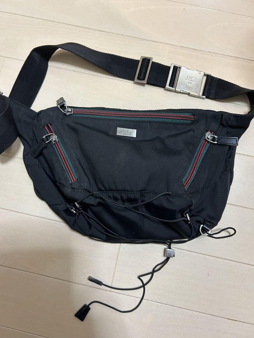 GUCCI Sherry Line Black Nylon Body Bag with Red Green Trim C-250807-2