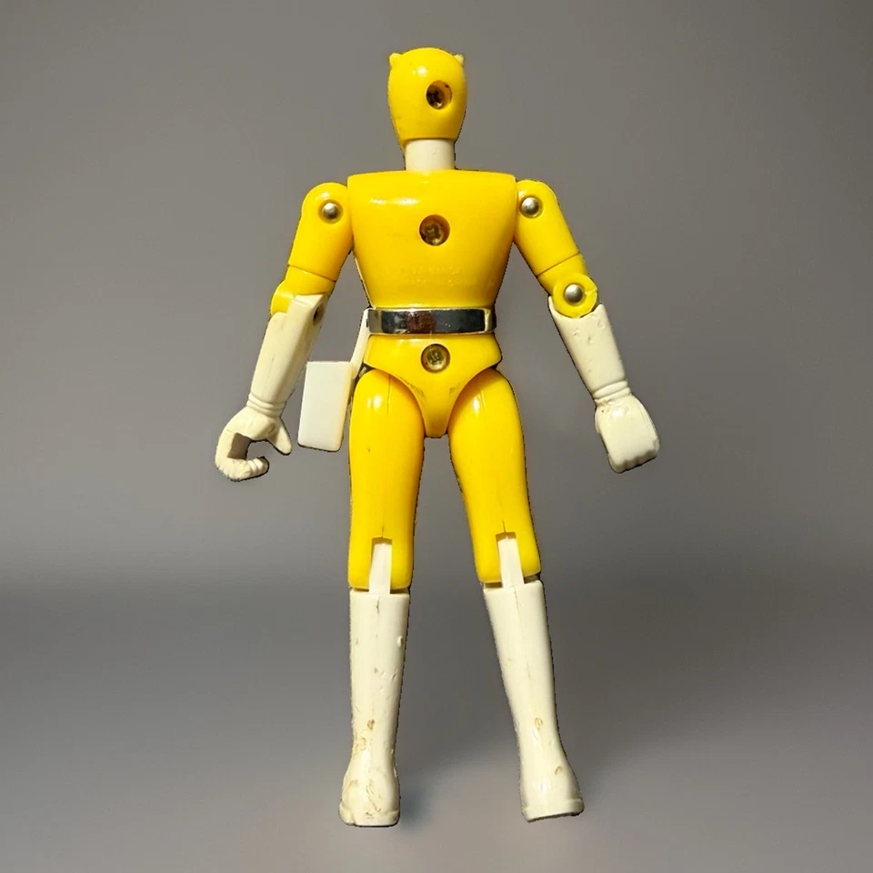 1993 Bandai Yellow Mighty Morphin’ Power Rangers 4.5" Inch Action Figure - Image 2 of 2