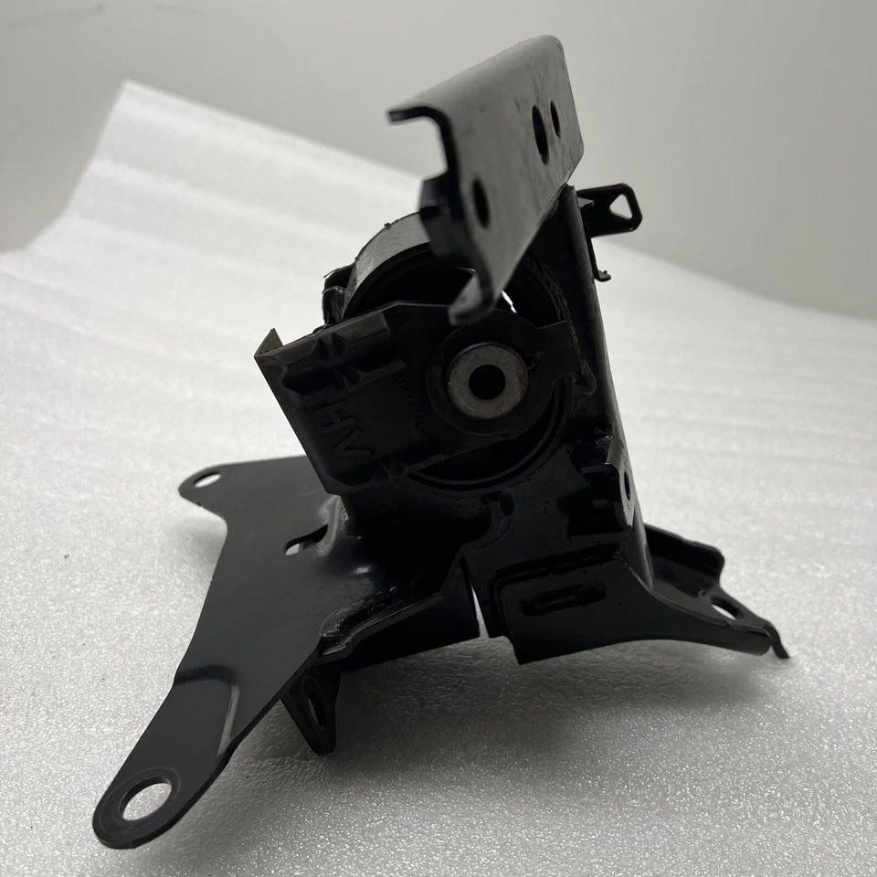 Montaje de motor para Toyota Prius C 2012 2013 2014 2015 2016 1,5 L OEM Foto 4 de 4