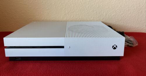 Microsoft Xbox One S 1TB Disc Console System Bundle W Wireless Controller +Cords - Picture 4 of 16
