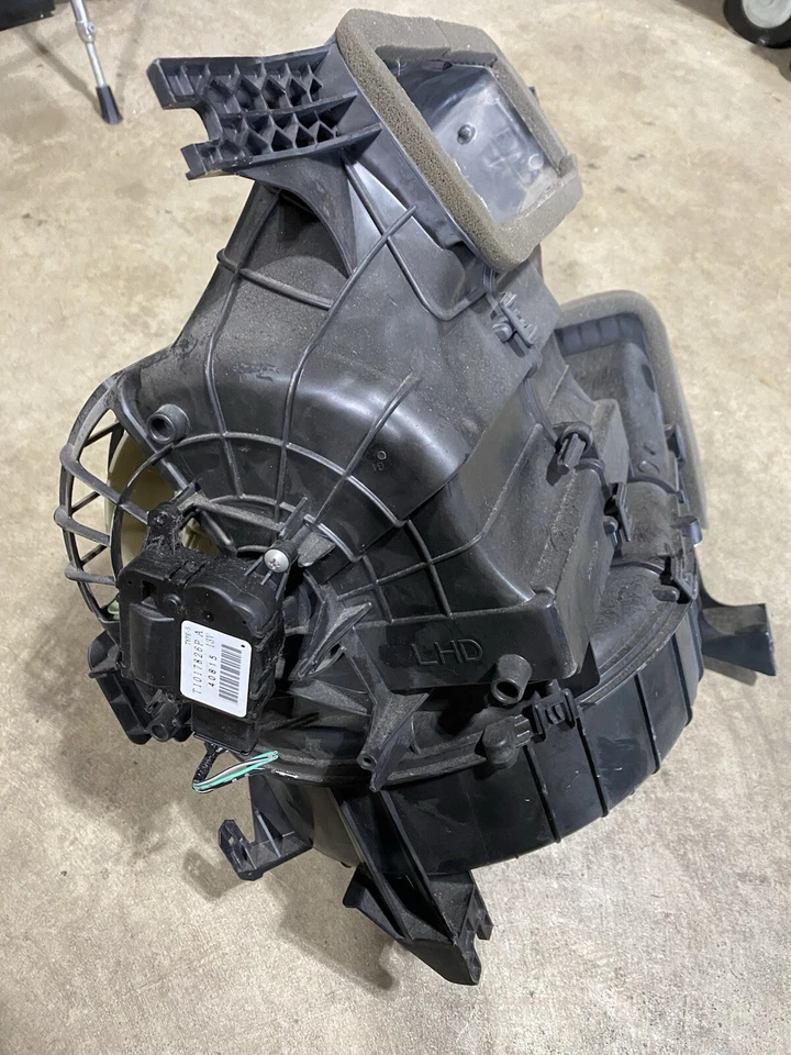 Subaru Forester 2014-2018 OEM AIRE ACONDICIONADO aire acondicionado calefacción unidad sopladora delantera HVAC  Foto 2 de 4