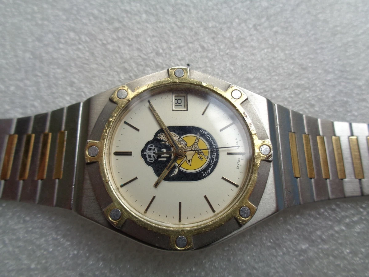 Force clearance quartz watch