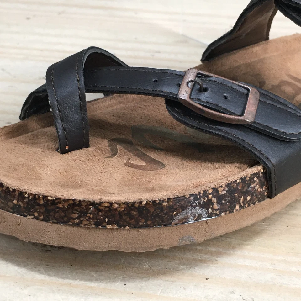 Mad Love Prudence Slide Sandal Youth 13 Brown Toe Loop Buckle Strap Faux Leather - Image 4 of 4