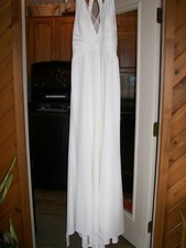 ADRIANNA PAPELL IVORY EVENING/PROM GOWN-FULLY LINED HALTER STYLE-TRAIN-NEW W/TAG