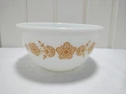 Vtg Pyrex Butterfly Gold #402 - 1 1/2 QT. Mixing Bowl 1970's Ovenware Bake