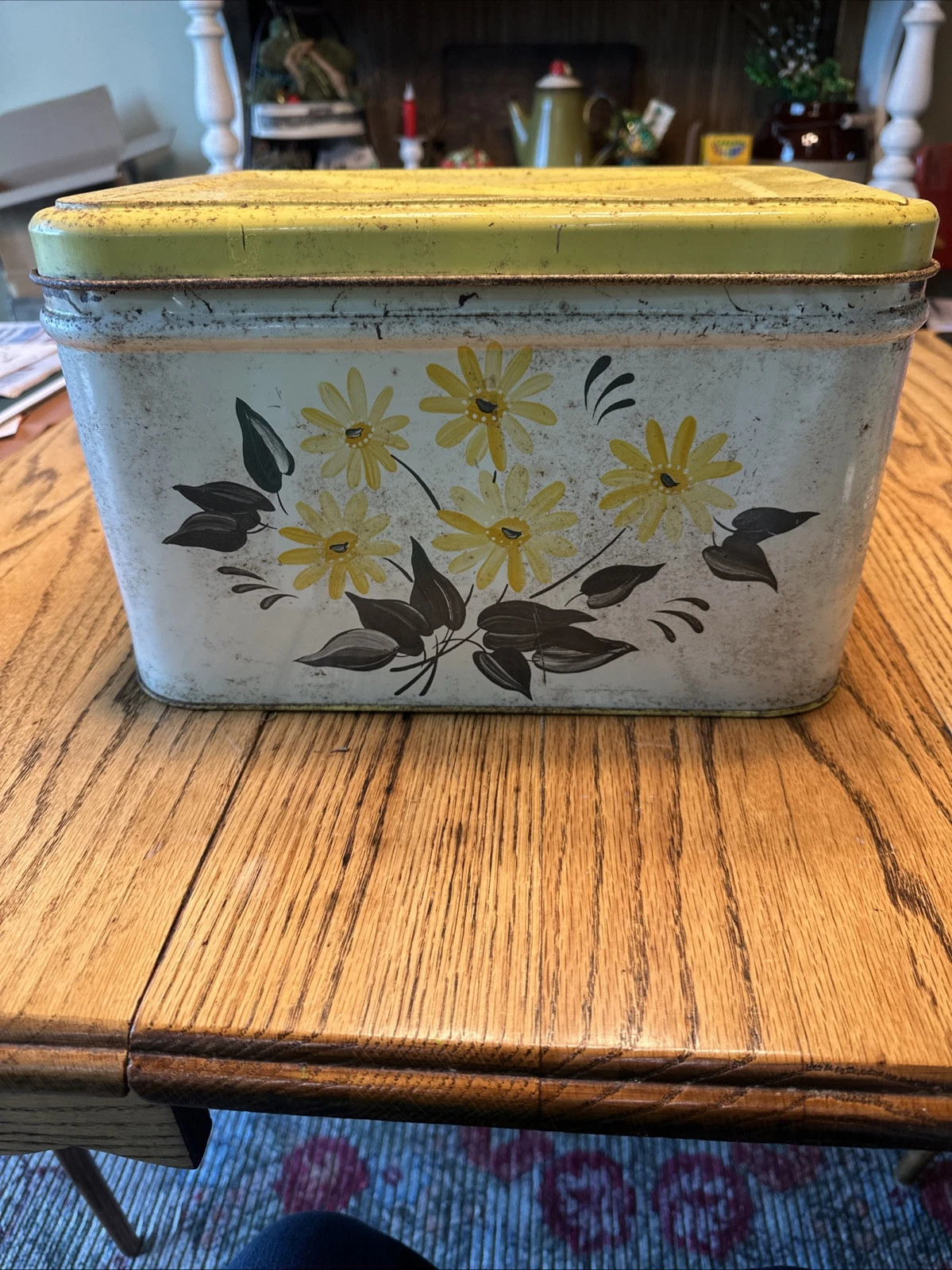 Vintage Colorware Metal Tin BREAD BOX Sunflowers Kitchenware FARM Decor