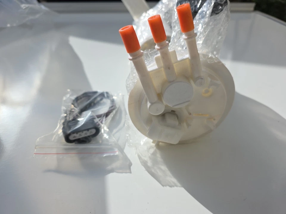 Fuel Pump - GM 97-98 Buick Century , Regal V6 3.8 LS - 19369968(EC543M) Foto 4 de 4