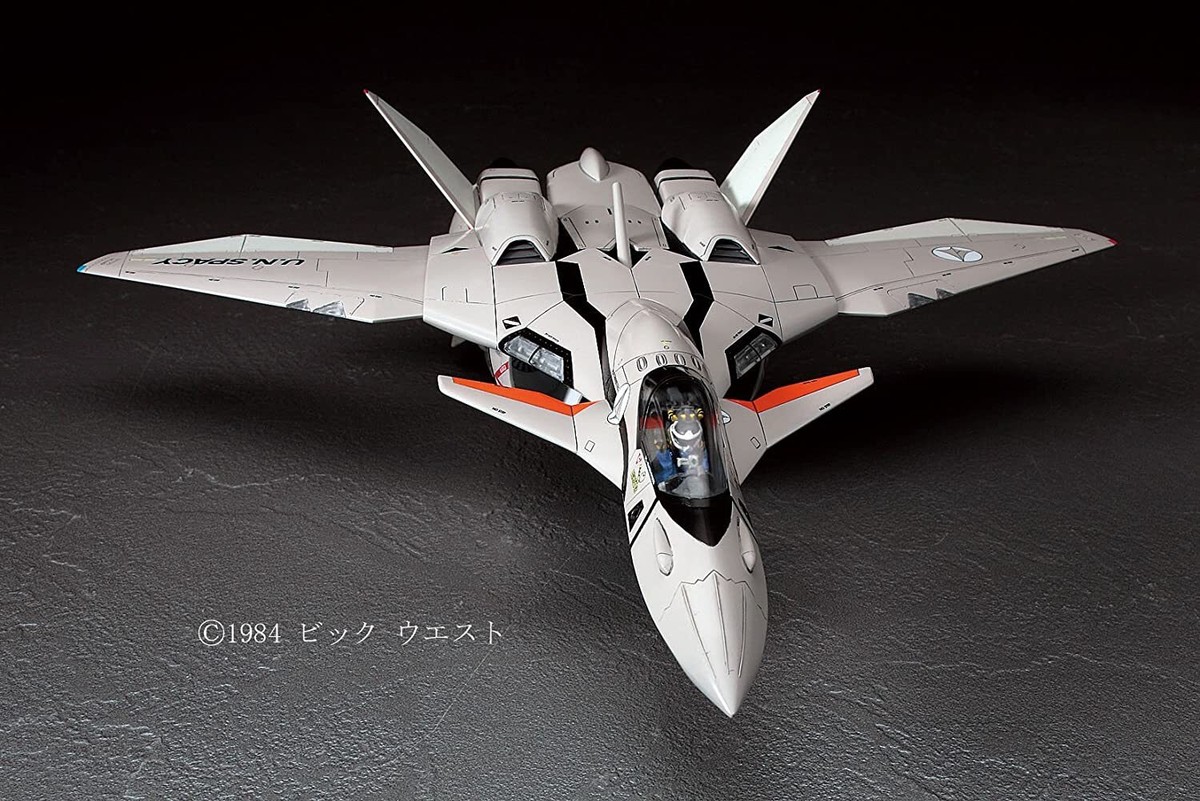 HASEGAWA 1/72 Macross Plus VF-11B Thunderbolt Plastic Model kit