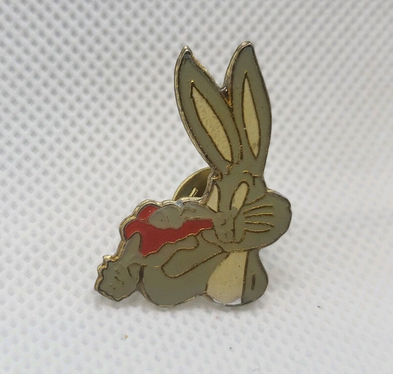 Vintage Enamel Bugs Bunny Hat / Lapel Pin