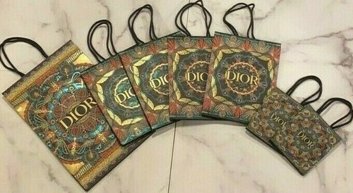 BRAND NEW, RARE & LIMITED EDITION Authentic Dior 2020 Holiday Toile Gift Bags - Picture 6 of 51