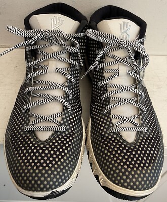 2015 Nike Kyrie Irving 1 Size 10 Nike ID By You Black White Silver