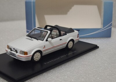 Ford Escort XR3i MK4 1986 Cabrio White 1:43 Neo NEO44956 EXTREMELY