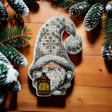 Wonderland Crafts Set for embroidery with beads on a plastic base FLPL-086