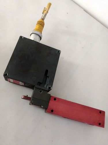 Euchner Sicherheitsschalter TZ TZ1RE024BHA C1808 - Bild 6 von 6
