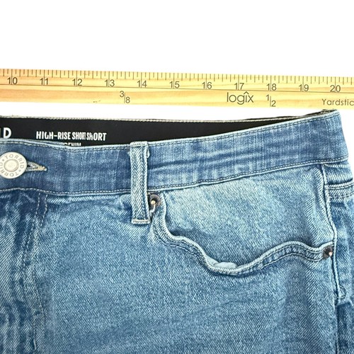 Torrid Plus Size 20 High Rise Denim Shorts Distressed Frayed Hem Cut Off Split - Picture 7 of 11
