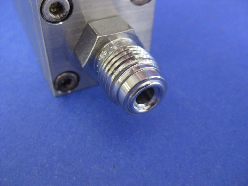 Stec SEC-4500MC-UC Mass Flow Controller  20 SLM, O2, Used - Image 4 of 4