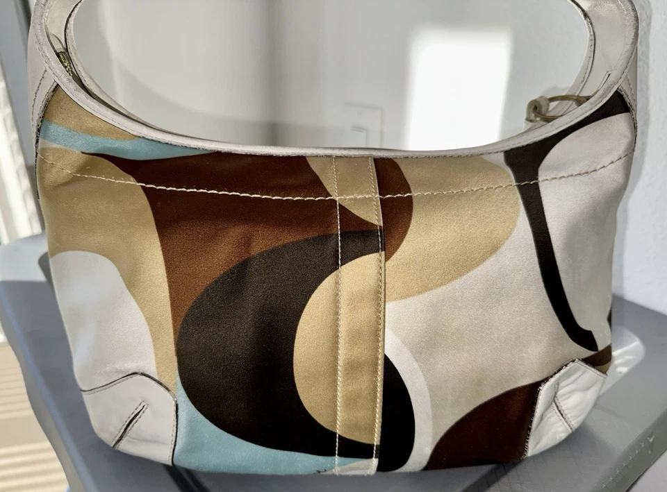 Coach Optic Signature Demi Hobo M0663-10721 satinado y cuero marrón tostado aguamarina Y2K Foto 3 de 4