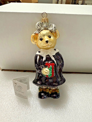 Christopher Radko Muffy Vanderbear ''Petite Portrait in Black & White Ornament