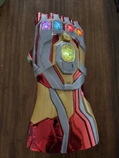 Iron Man Infinity Gauntlet Cup Holder Disneyland Sipper Lights up Disneyland