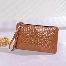 Women's Pu Leather Solid Color Crocodile Fashion Square Zipper Clutch Bag Wallet