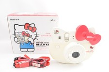 [Near MINT] Fujifilm Instax Mini Hello Kitty Instant Camera Rare From JAPAN