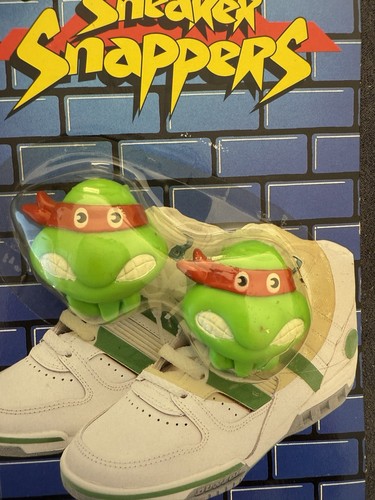 TEENAGE MUTANT NINJA TURTLES RAPHAEL SNEAKER SNAPPERS VINTAGE BRAND NEW RARE - Picture 5 of 5